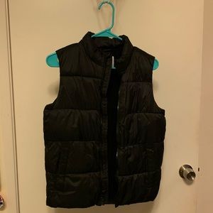 Boys black puffer vest